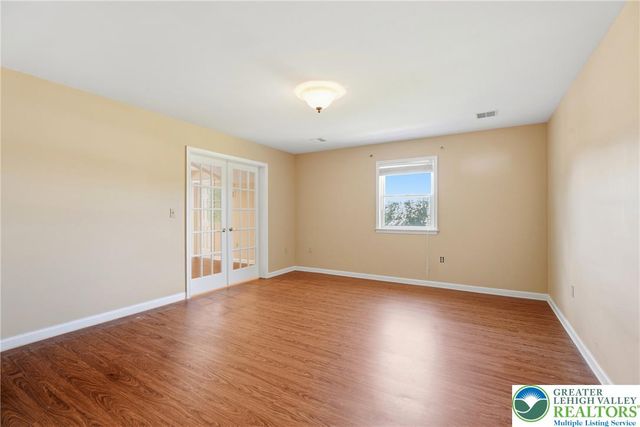 590 Fehr Road, Bushkill Twp, PA 18064