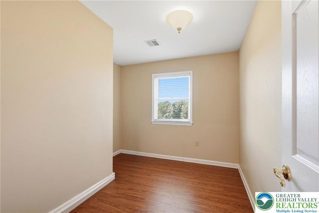 590 Fehr Road, Bushkill Twp, PA 18064