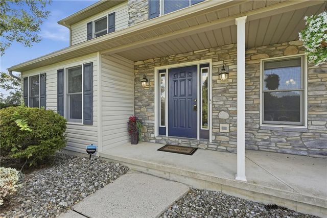590 Fehr Road, Bushkill Twp, PA 18064