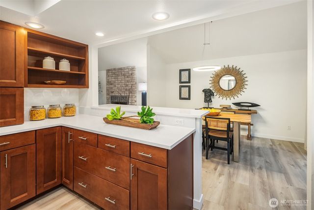 17014 NE 28th Place, Bellevue, WA 98008