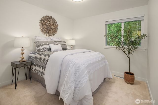 17014 NE 28th Place, Bellevue, WA 98008