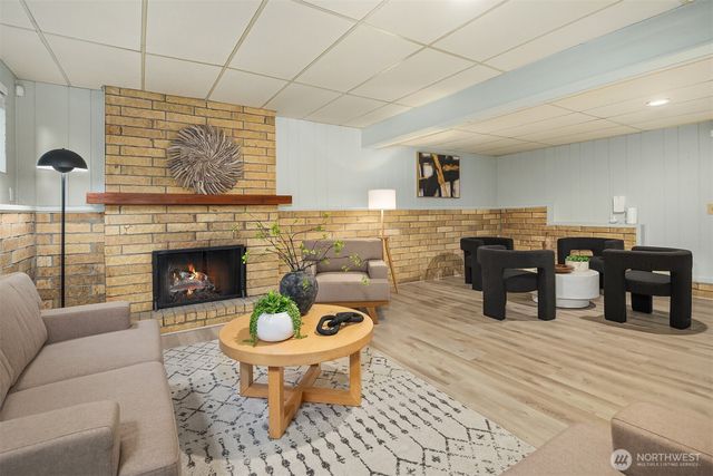 17014 NE 28th Place, Bellevue, WA 98008