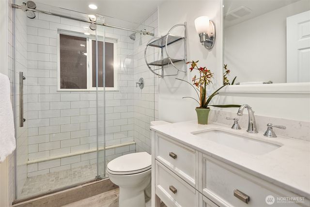 17014 NE 28th Place, Bellevue, WA 98008