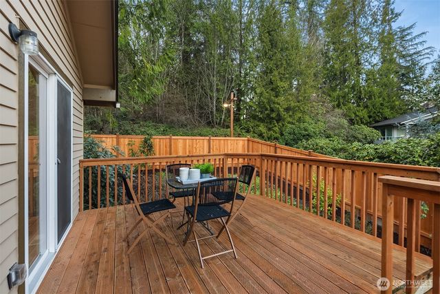 17014 NE 28th Place, Bellevue, WA 98008