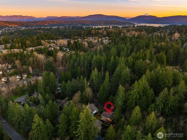 17014 NE 28th Place, Bellevue, WA 98008