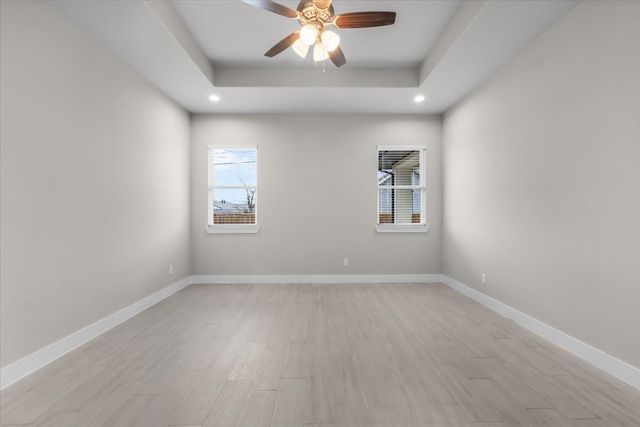 2561 Burton Avenue, Fort Worth, TX 76105