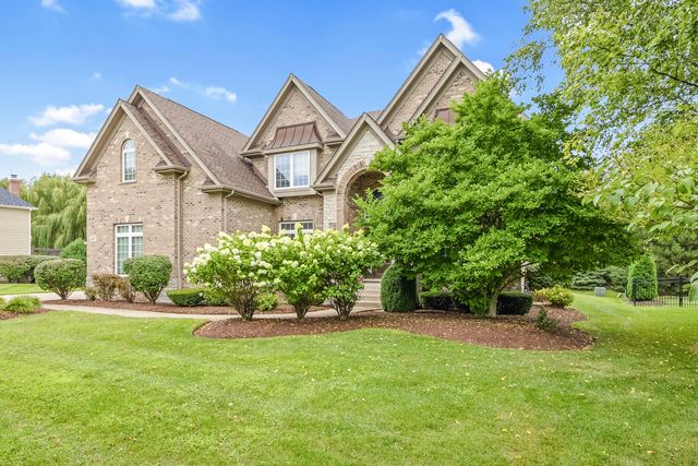 4767 Sassafras Lane, Naperville, IL 60564