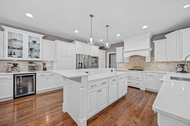 4767 Sassafras Lane, Naperville, IL 60564