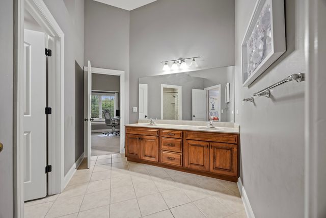 4767 Sassafras Lane, Naperville, IL 60564