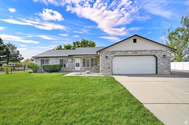 4565 W 4350 S, West Haven, UT 84401