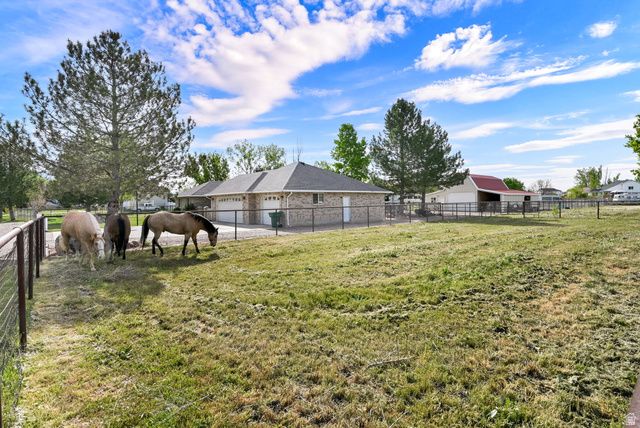 4565 W 4350 S, West Haven, UT 84401