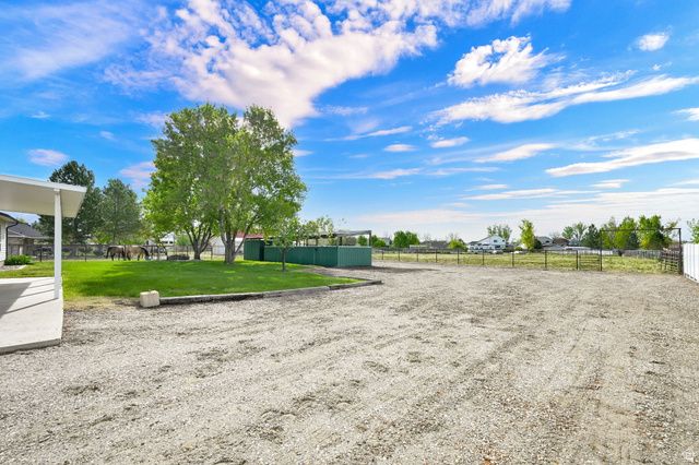 4565 W 4350 S, West Haven, UT 84401
