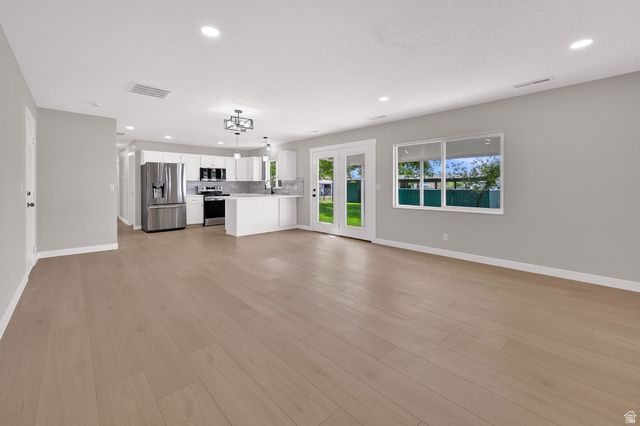 4565 W 4350 S, West Haven, UT 84401