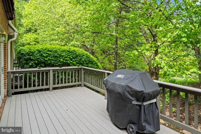16 BLAKEMORE CT, Doylestown, PA 18901