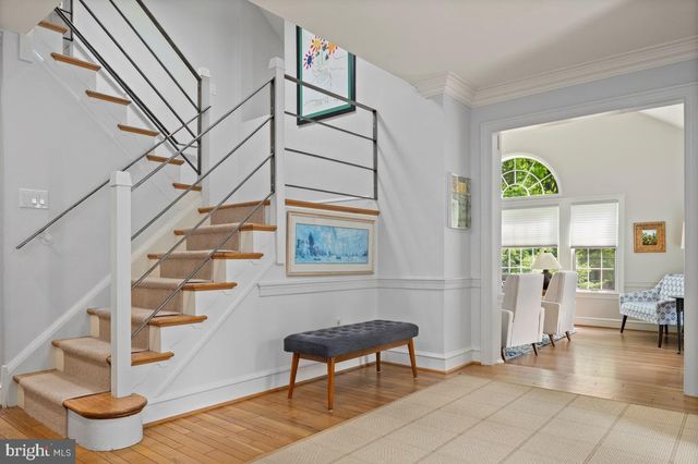 16 BLAKEMORE CT, Doylestown, PA 18901