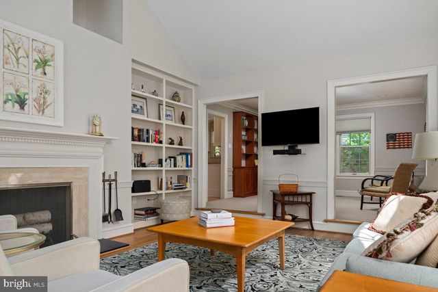 16 BLAKEMORE CT, Doylestown, PA 18901