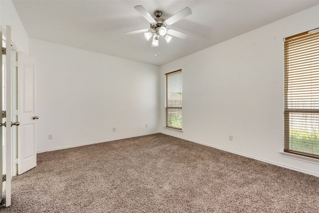5900 Ozark Drive, Fort Worth, TX 76131