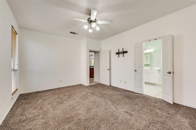 5900 Ozark Drive, Fort Worth, TX 76131
