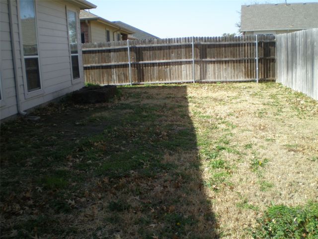5900 Ozark Drive, Fort Worth, TX 76131
