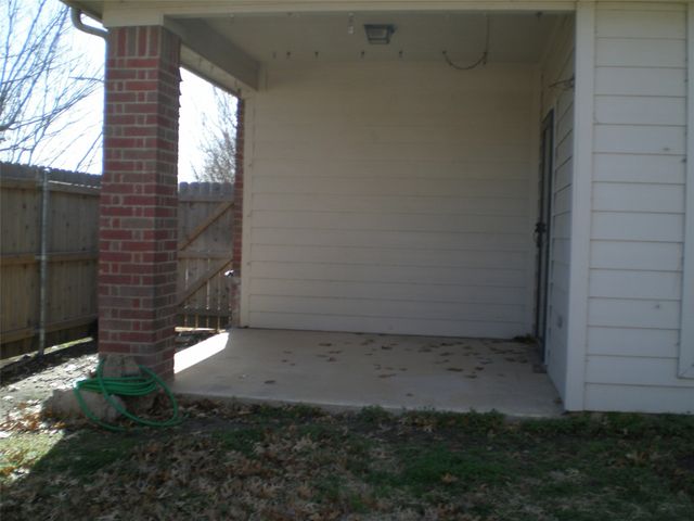 5900 Ozark Drive, Fort Worth, TX 76131