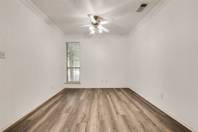 5900 Ozark Drive, Fort Worth, TX 76131