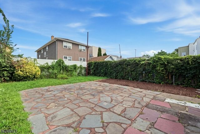 2 Lake St, Belleville Twp., NJ 07109