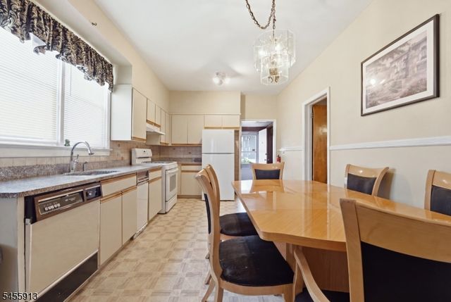2 Lake St, Belleville Twp., NJ 07109