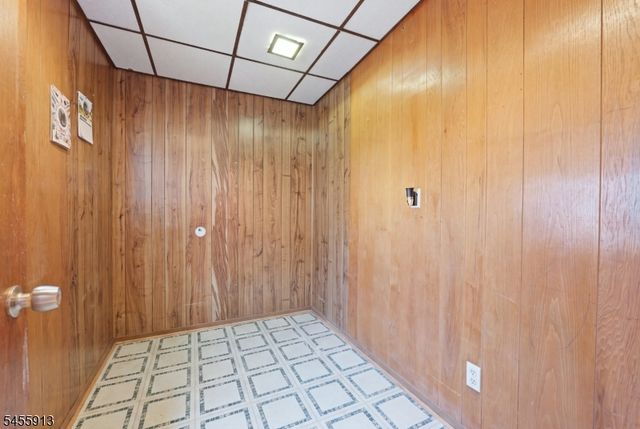 2 Lake St, Belleville Twp., NJ 07109