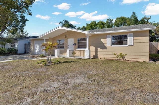 1025 DEAL LANE, Holiday, FL 34691