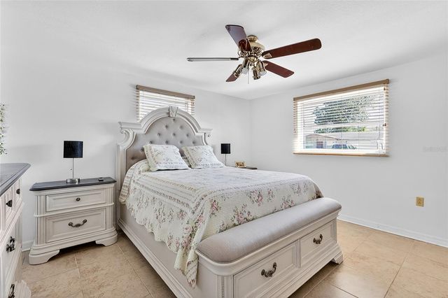 1025 DEAL LANE, Holiday, FL 34691