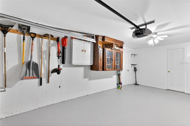 1025 DEAL LANE, Holiday, FL 34691