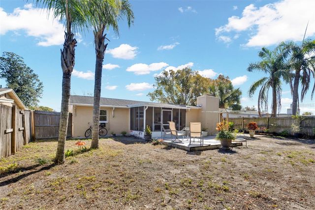 1025 DEAL LANE, Holiday, FL 34691