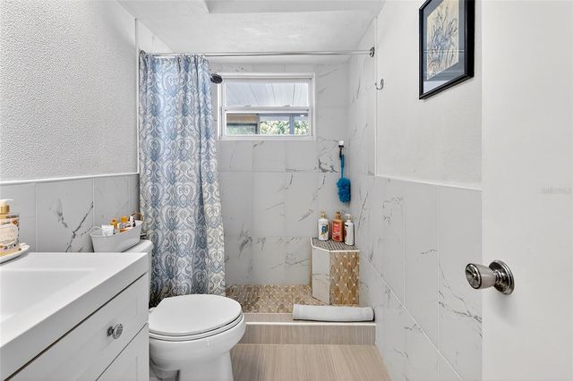 1025 DEAL LANE, Holiday, FL 34691