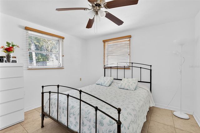 1025 DEAL LANE, Holiday, FL 34691