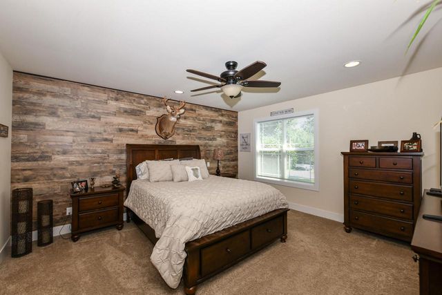 W4156 Longfellow DRIVE, Lake Geneva, WI 53147