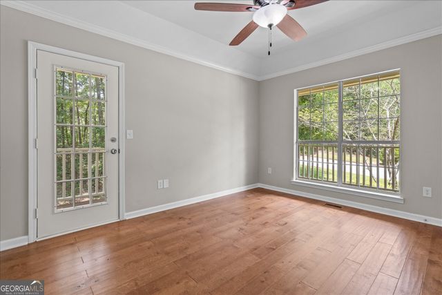8627 Foxridge Drive, Winston, GA 30187