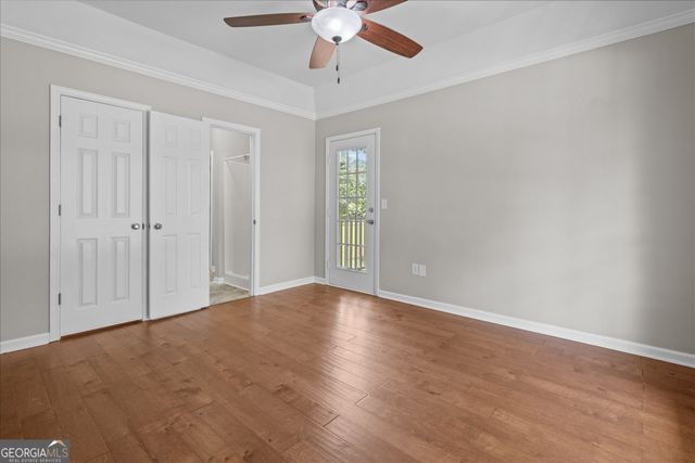 8627 Foxridge Drive, Winston, GA 30187
