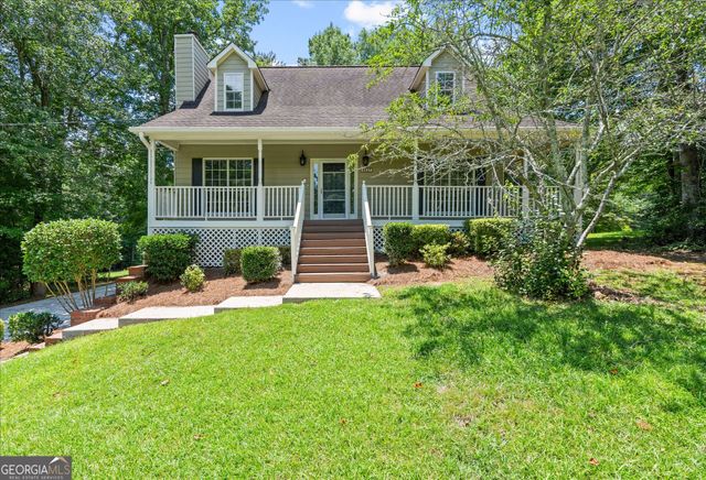 8627 Foxridge Drive, Winston, GA 30187