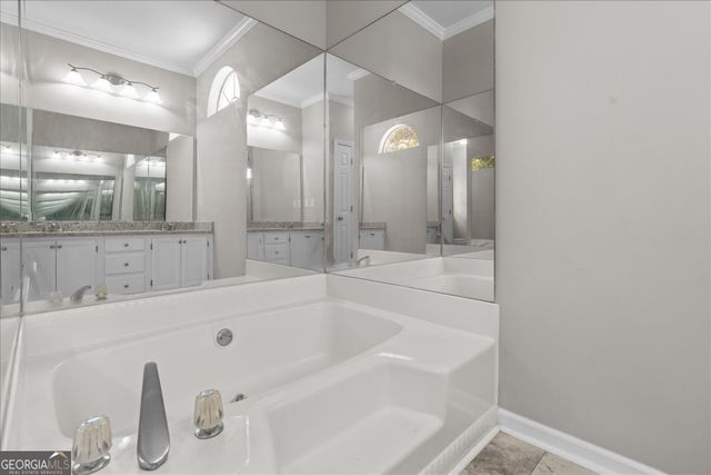 8627 Foxridge Drive, Winston, GA 30187