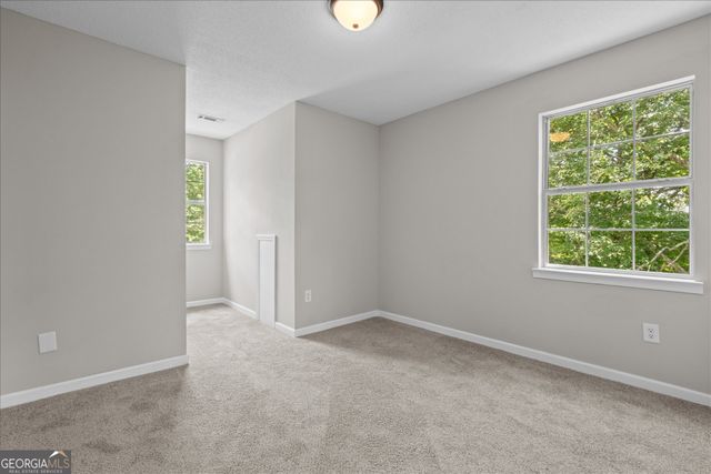 8627 Foxridge Drive, Winston, GA 30187