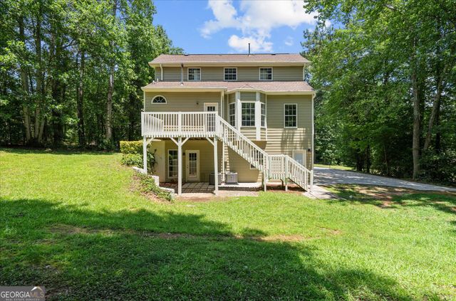 8627 Foxridge Drive, Winston, GA 30187