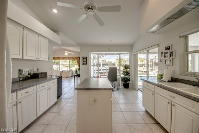 5142 SW 2nd PL, Cape Coral, FL 33914