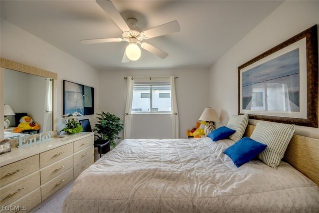 5142 SW 2nd PL, Cape Coral, FL 33914