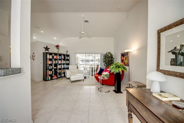 5142 SW 2nd PL, Cape Coral, FL 33914