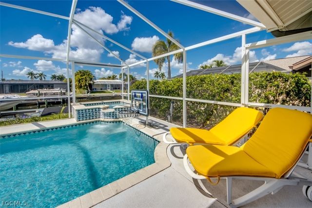 5142 SW 2nd PL, Cape Coral, FL 33914