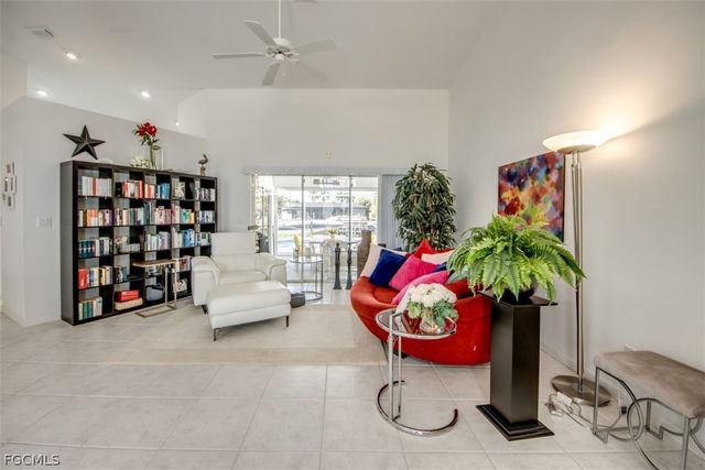 5142 SW 2nd PL, Cape Coral, FL 33914