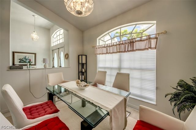 5142 SW 2nd PL, Cape Coral, FL 33914