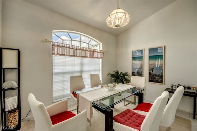 5142 SW 2nd PL, Cape Coral, FL 33914