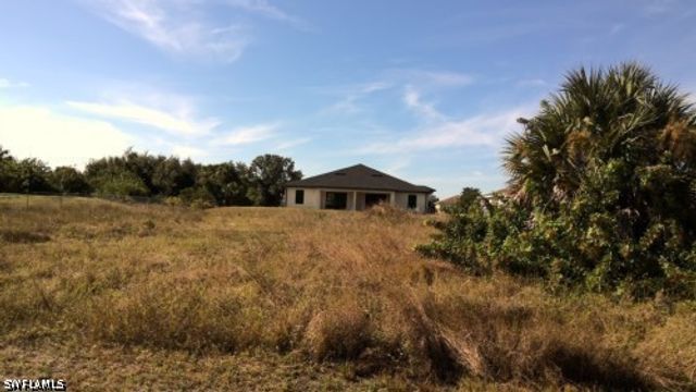 2515 Daniel AVE N, Lehigh Acres, FL 33971