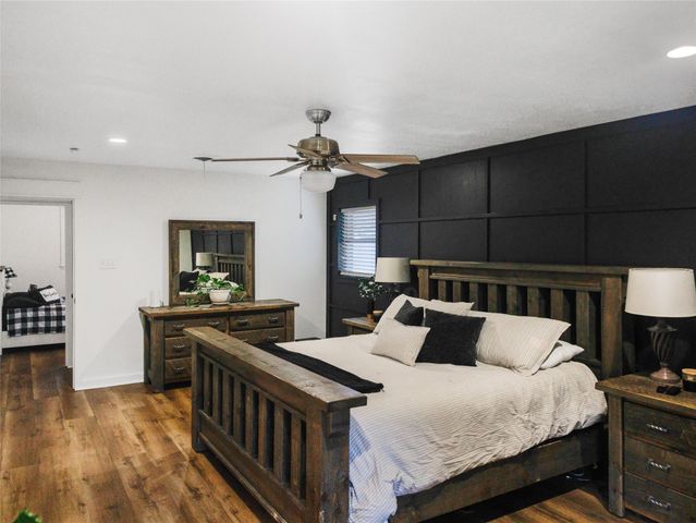 1409 Kathy Avenue, Sealy, TX 77474
